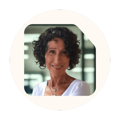 image Danièle Mutel, aide numérique à domicile certifiée SAP — portrait souriant.